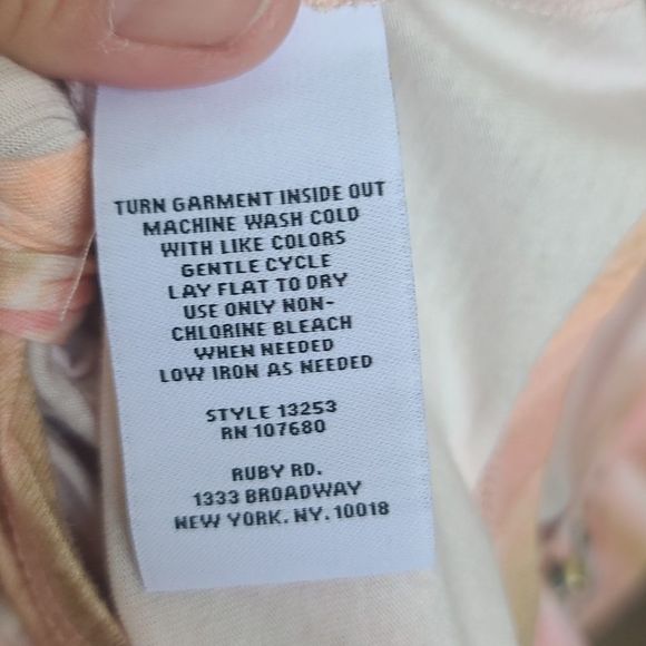 PLUS SIZE RUBY RD WOMAN'S TOP - Picture 9 of 9